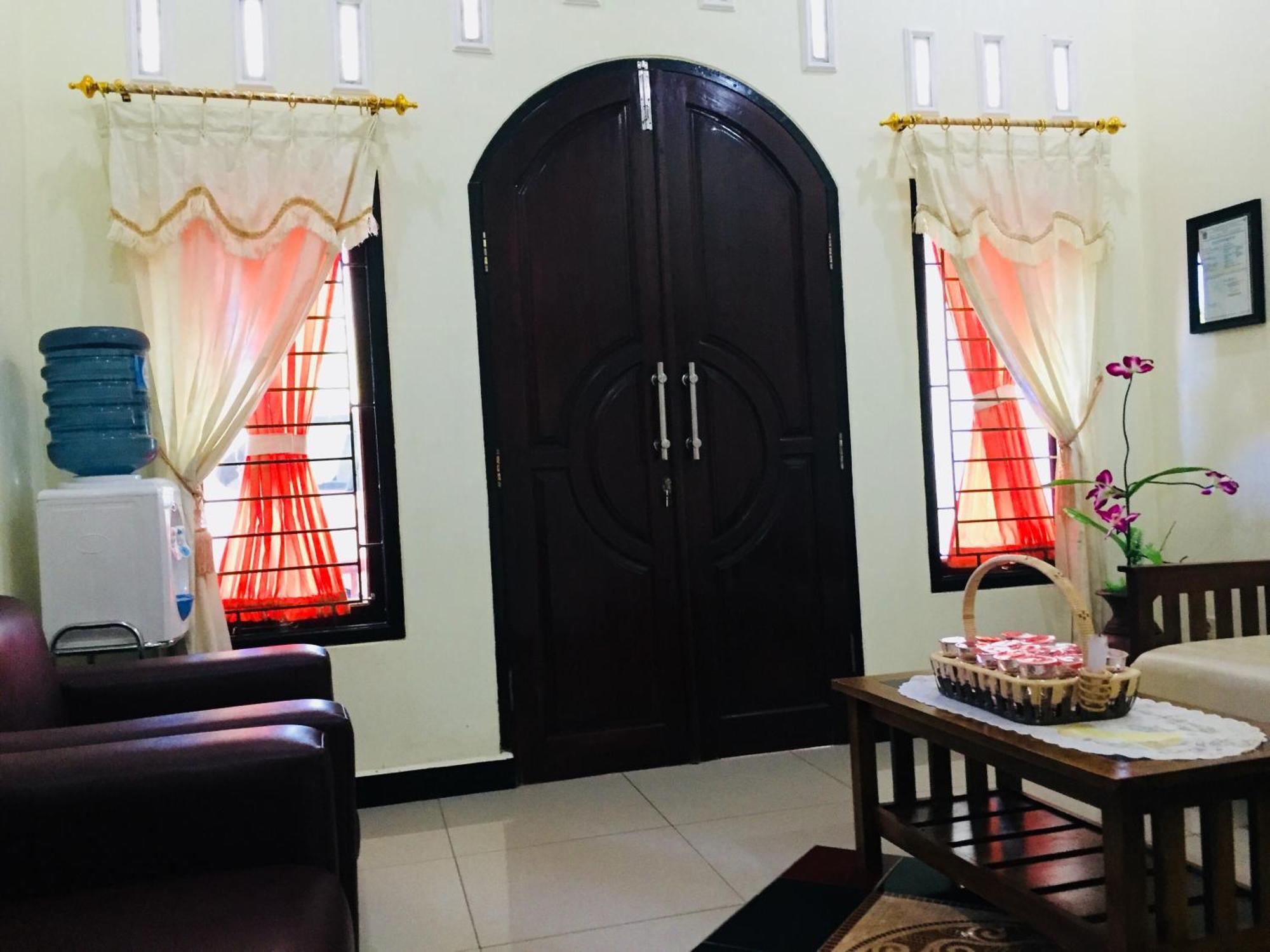 Hotel Ahlen Pangandaran Exterior foto