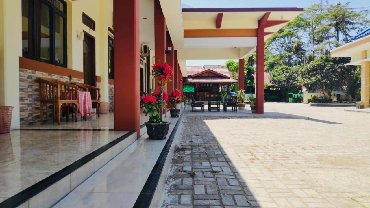 Hotel Ahlen Pangandaran Exterior foto